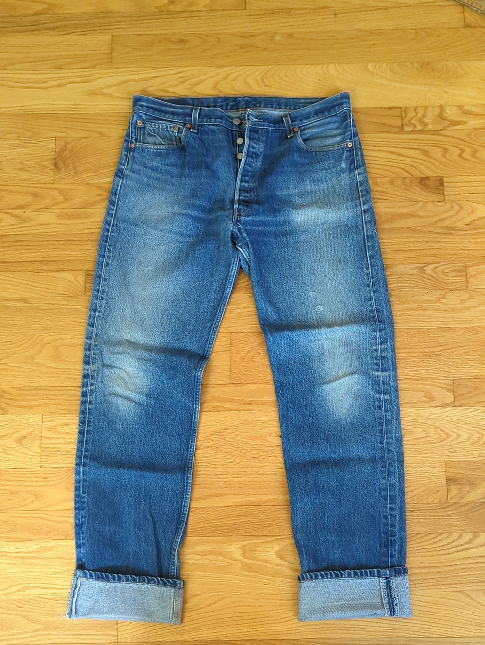 Levi's Medium Blue Relaxed Fit Men's Jeans